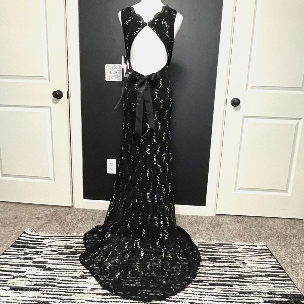 My Michelle Black Sequin Gown – NWT Size 9 - Picture 3 of 15
